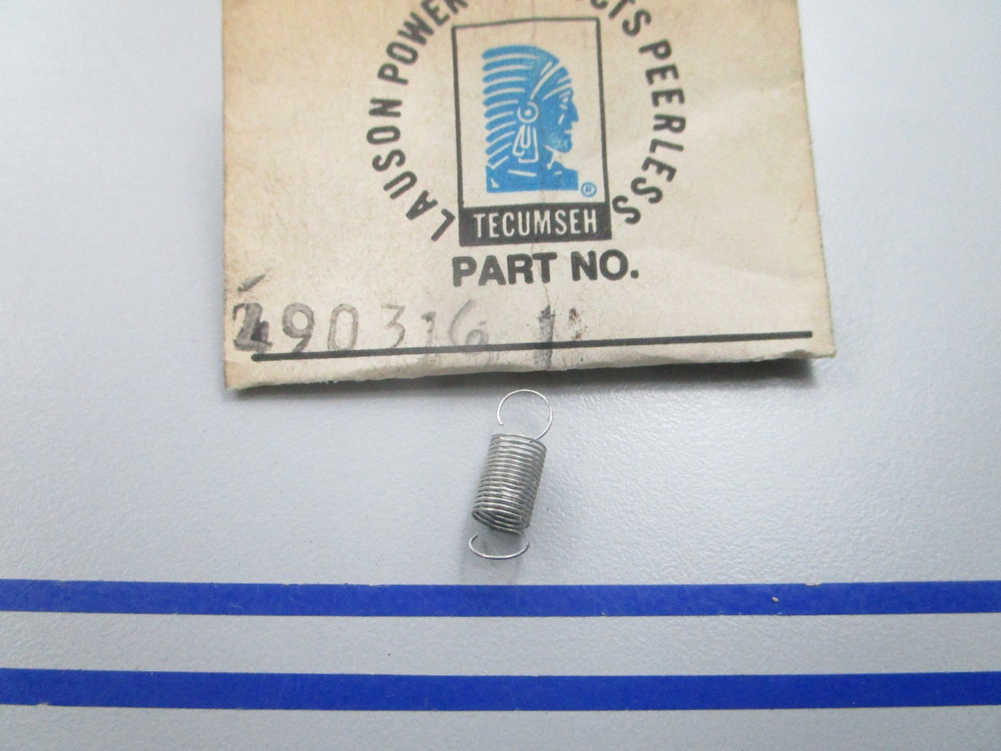 NEW OEM 490316 Tecumseh Extension Spring 0810