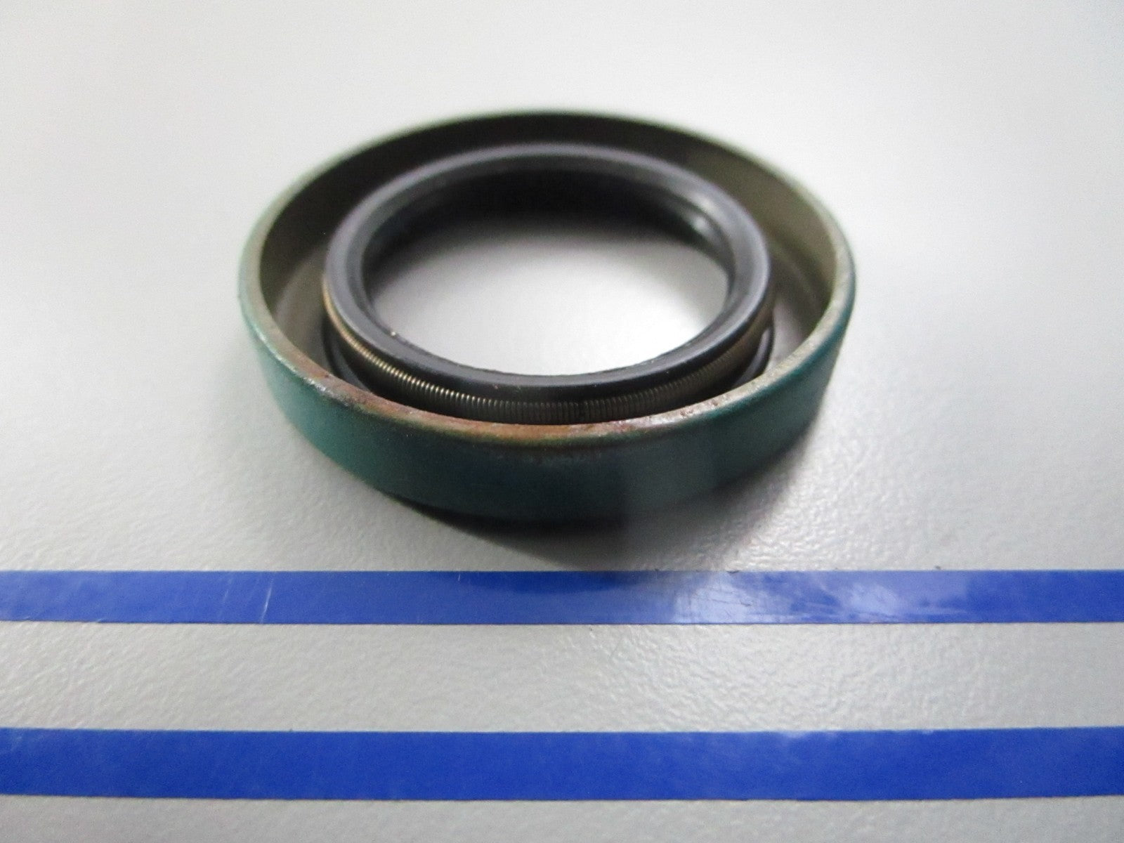 NEW OEM 26-F695783 Mercury Quicksilver Seal 0810