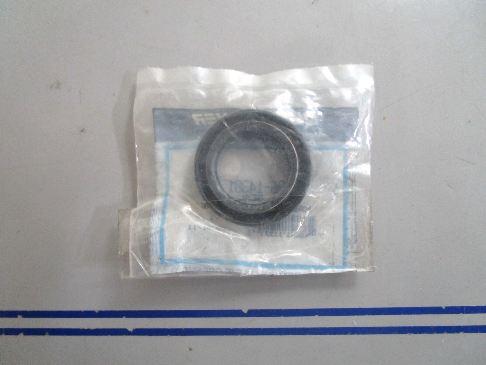 *NEW OEM* 0720 Mercury Quicksilver Seal 26-14381