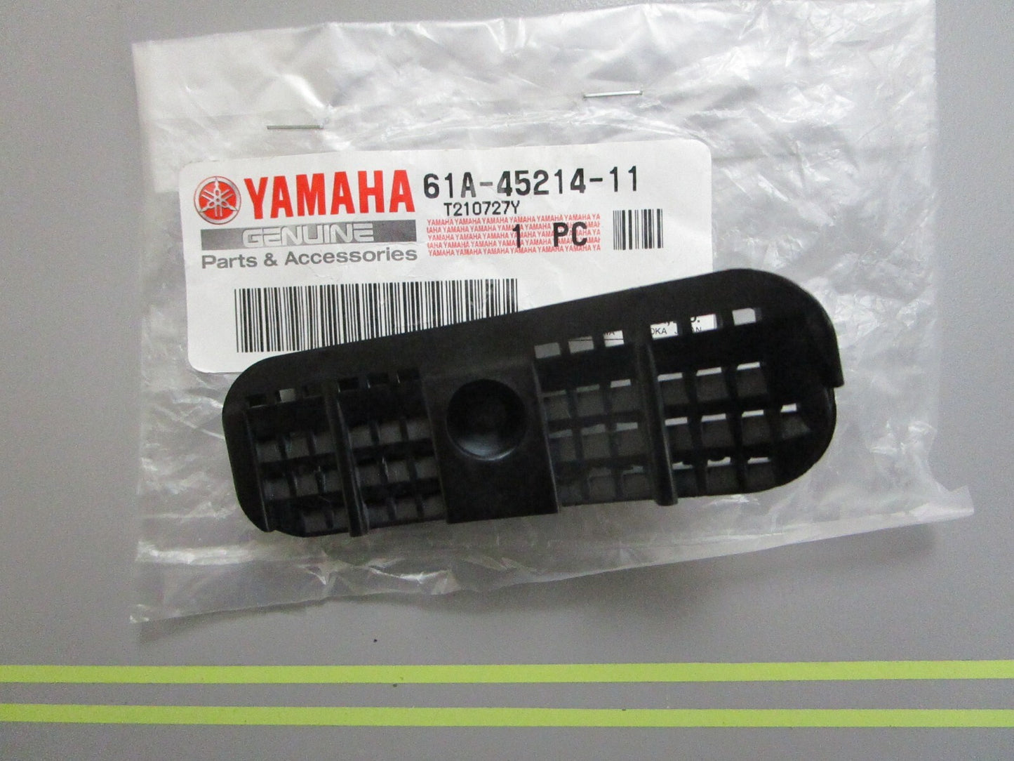 *NEW OEM* 0810 Yamaha Water Inlet 1 Cover 61A-45214-11-00