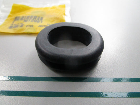 NEW OEM MT2981 John Deere Grommet 0810