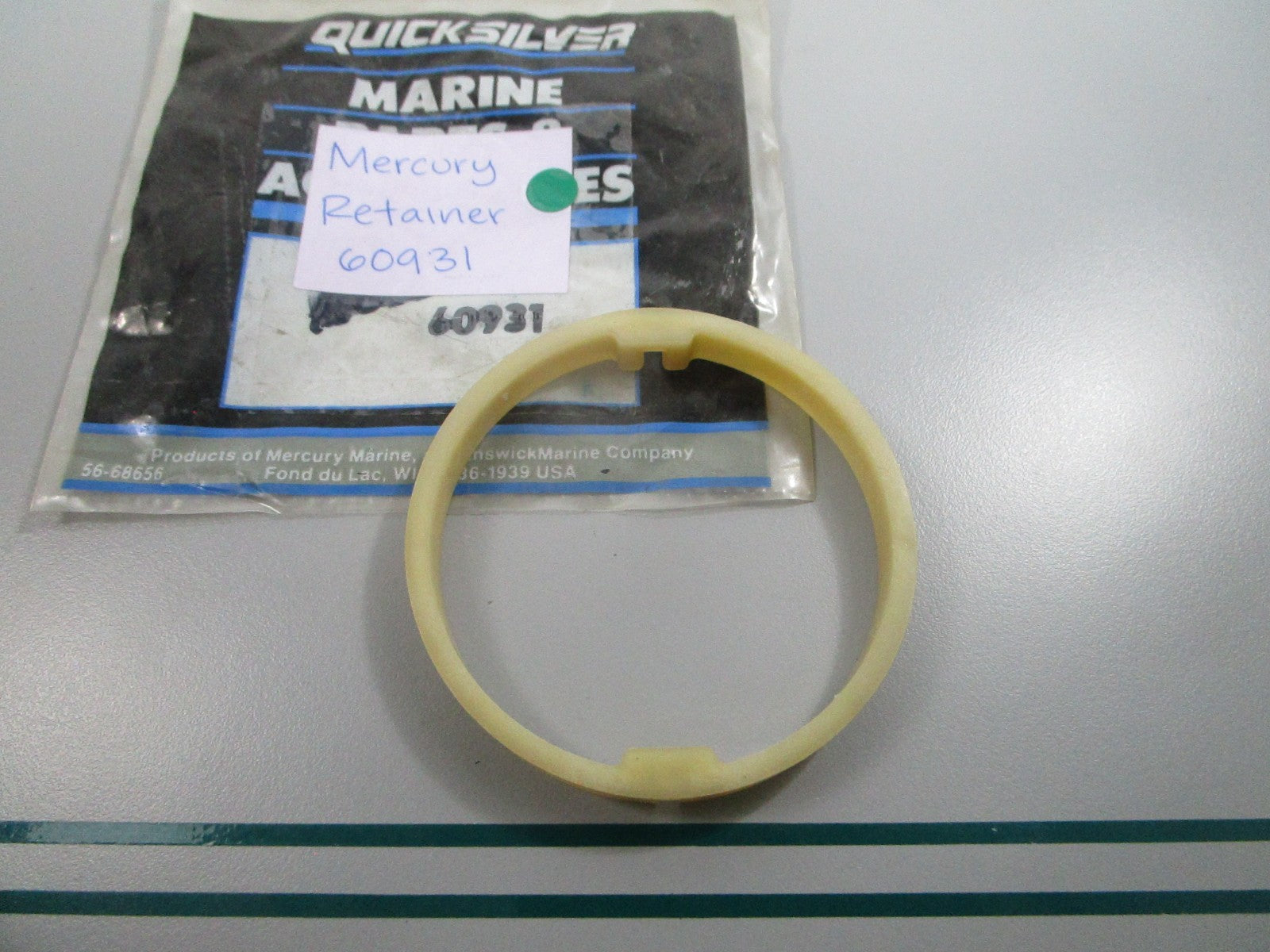 NEW OEM 60931 Mercury Quicksilver Retainer 0810