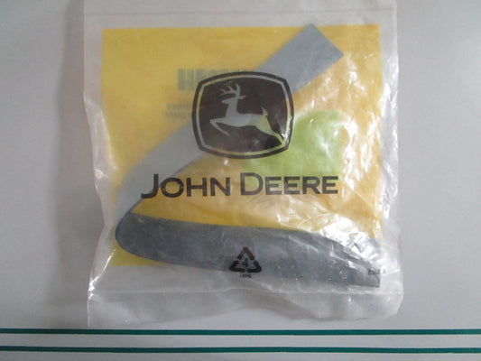 NEW OEM M140775 John Deere Pad 0820