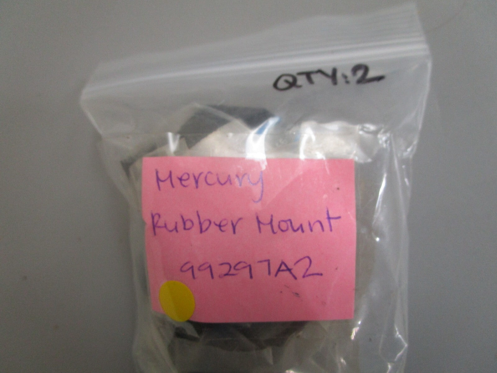 *NEW OEM* 0810 Mercury Quicksilver Rubber Mount 99297A2