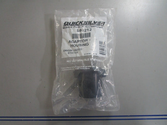 *NEW OEM* 0810 Mercury Quicksilver Housing Adapter 840212