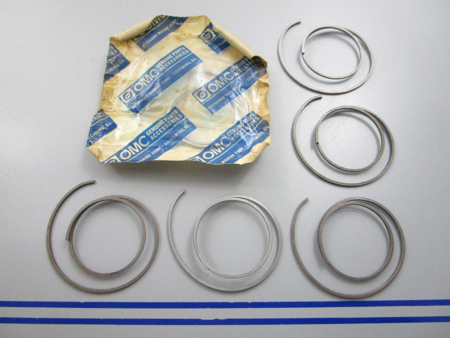 NEW OEM (LOT OF 6) 302222 0302222 OMC Johnson Evinrude Spring 0810