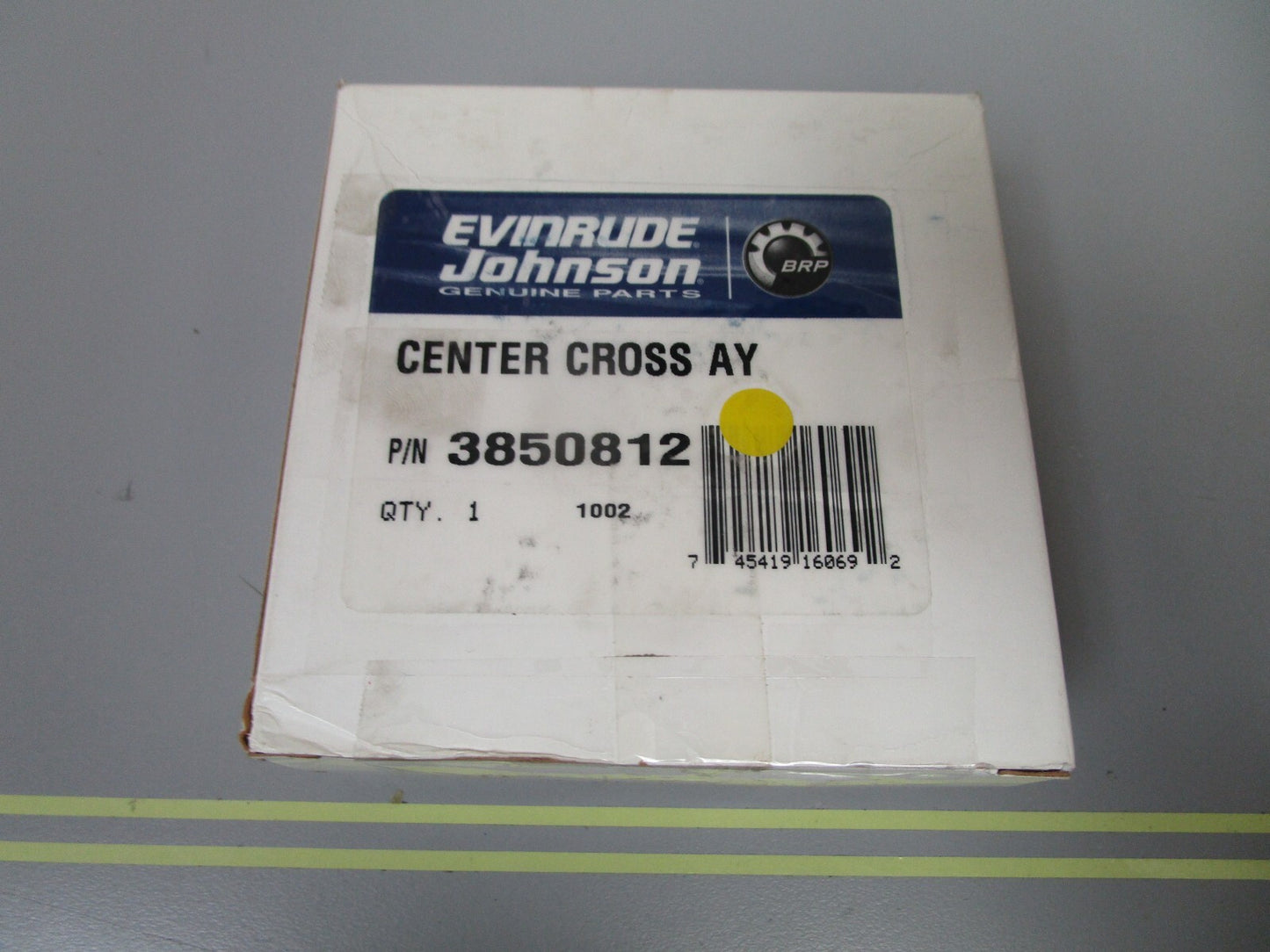 *NEW OEM* 0720 OMC Johnson Evinrude Center Cross Assembly 3850812
