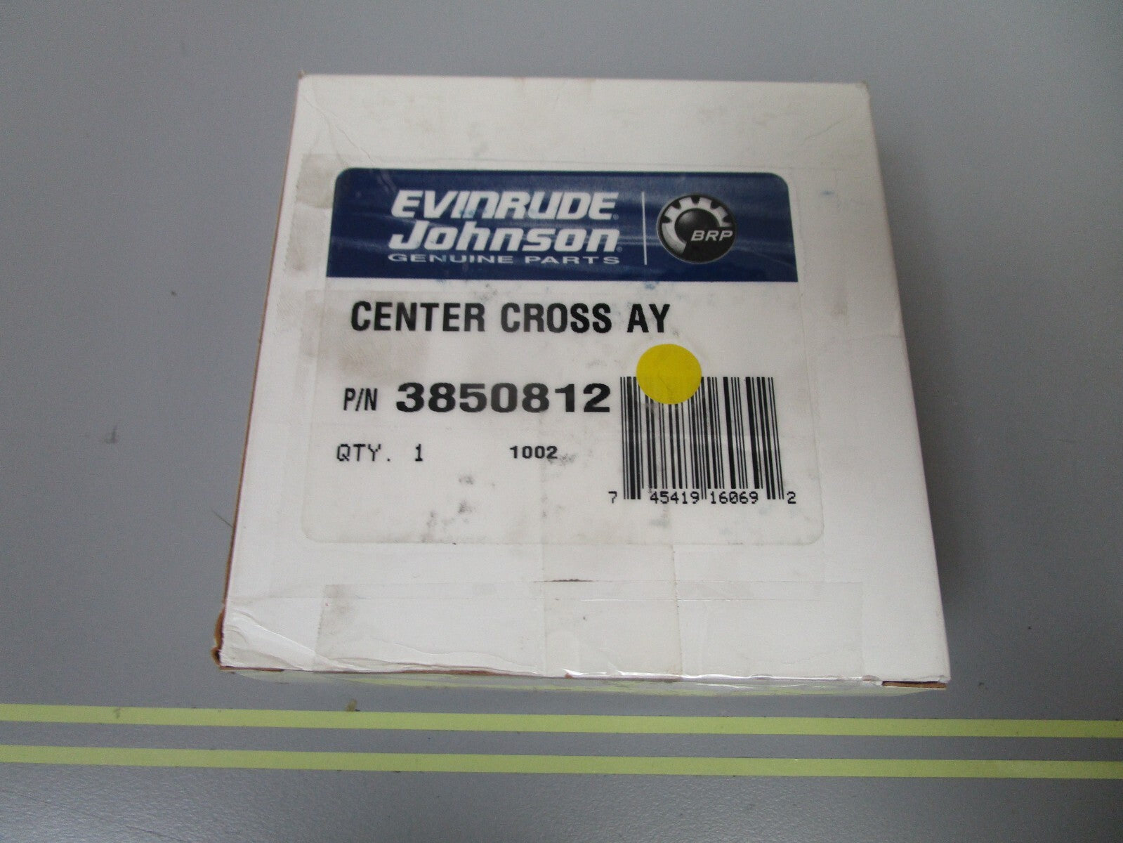 *NEW OEM* 0720 OMC Johnson Evinrude Center Cross Assembly 3850812