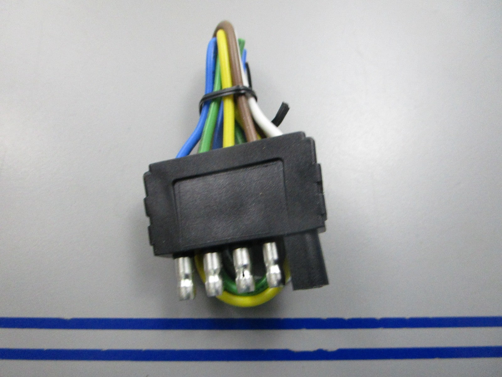NEW 13971 Seachoice 5-Way Trater Connector w/ 8" Lead 0810