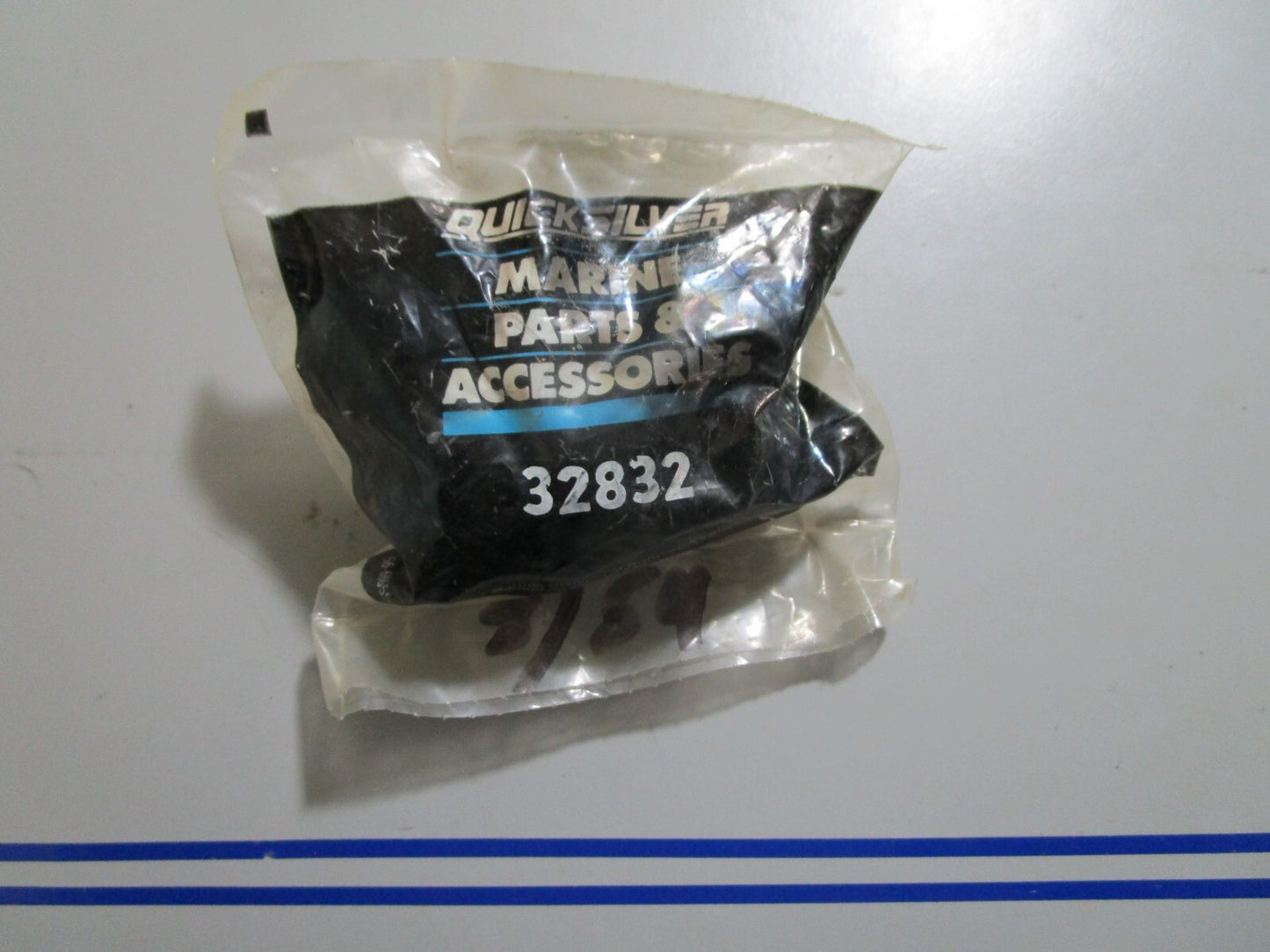 *NEW OEM* 0810 Mercury Quicksilver Mount 32832