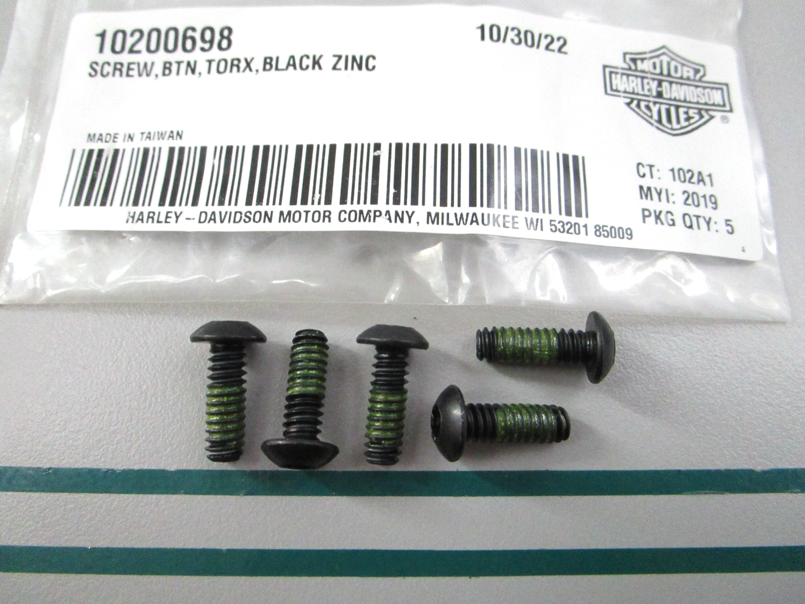 NEW OEM (LOT OF 5) 10200698 Harley Davidson Screw 0810