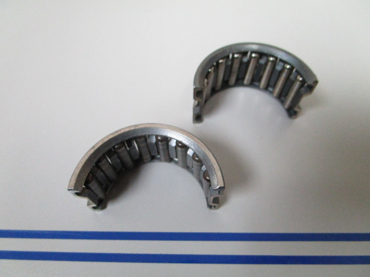 NEW OEM 396041 0396041 OMC Johnson Evinrude Rod Bearing Set 0720