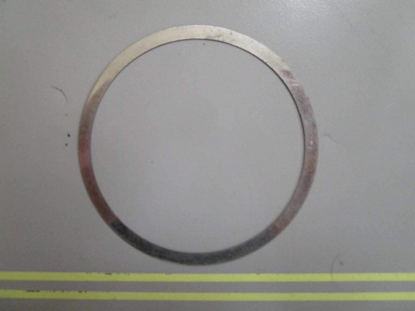 *NEW OEM* 0810 Volvo Penta Shim 945733