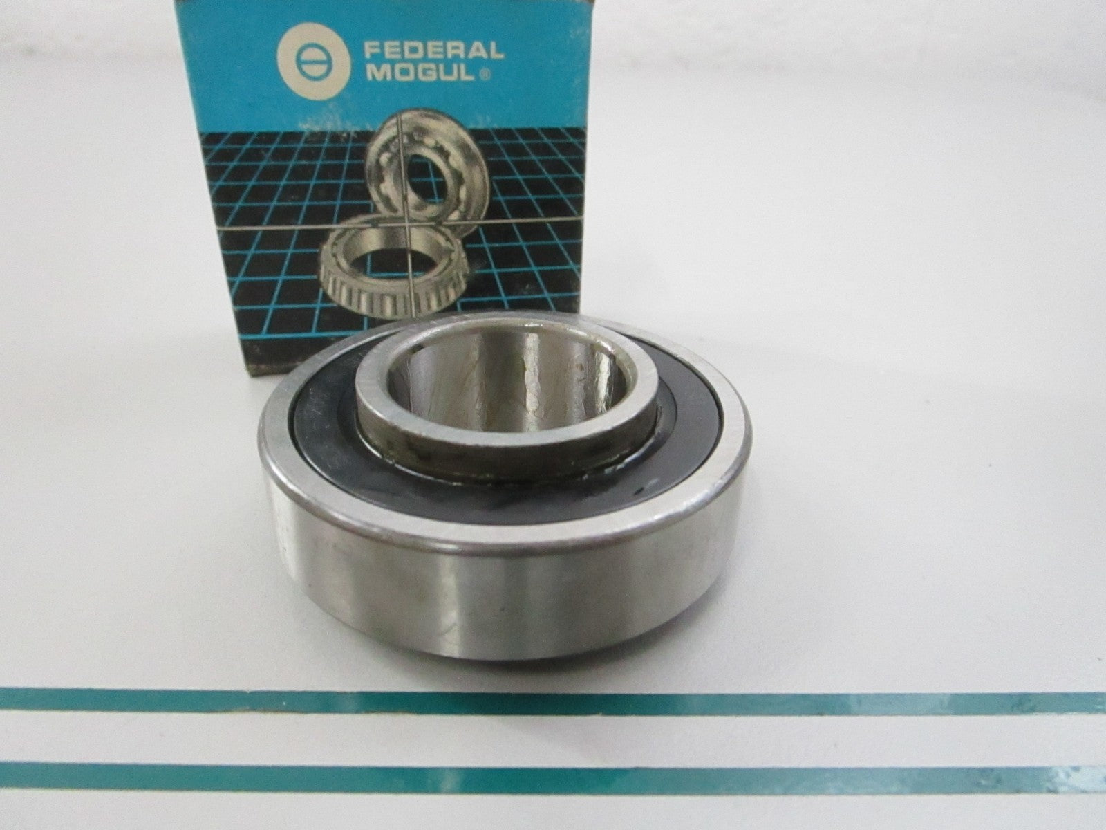 NEW OEM 88506 Federal Mogul BCA Bearing 0810