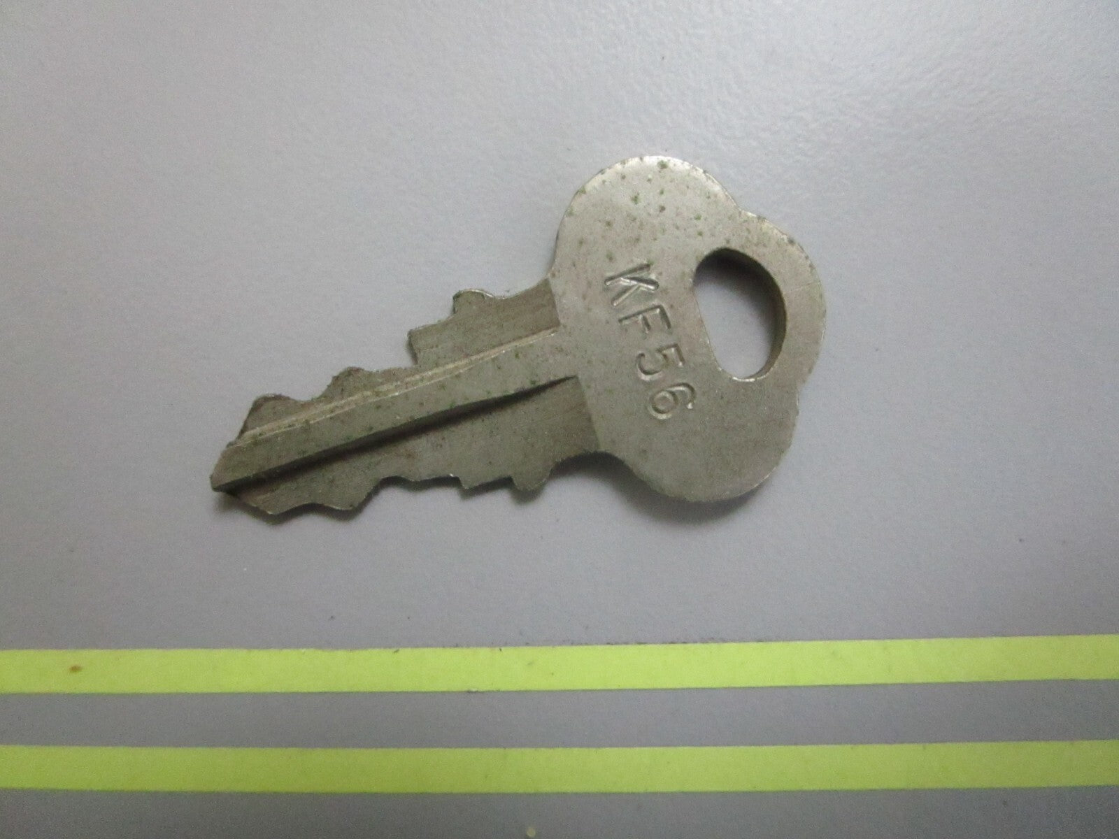 *NEW OEM* 0810 OMC Johnson Evinrude Ignition Key KF56 501571 0501571