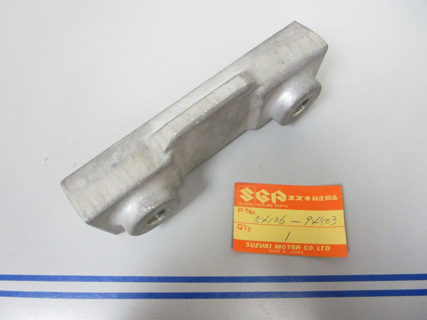 *NEW OEM* 0810 Suzuki Upper Mount 54136-94503