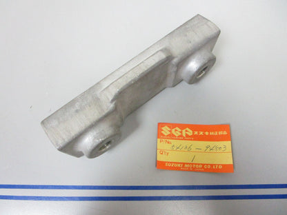 *NEW OEM* 0810 Suzuki Upper Mount 54136-94503