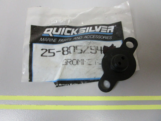 *NEW OEM* 0810 Mercury Quicksilver Grommet 25-805294