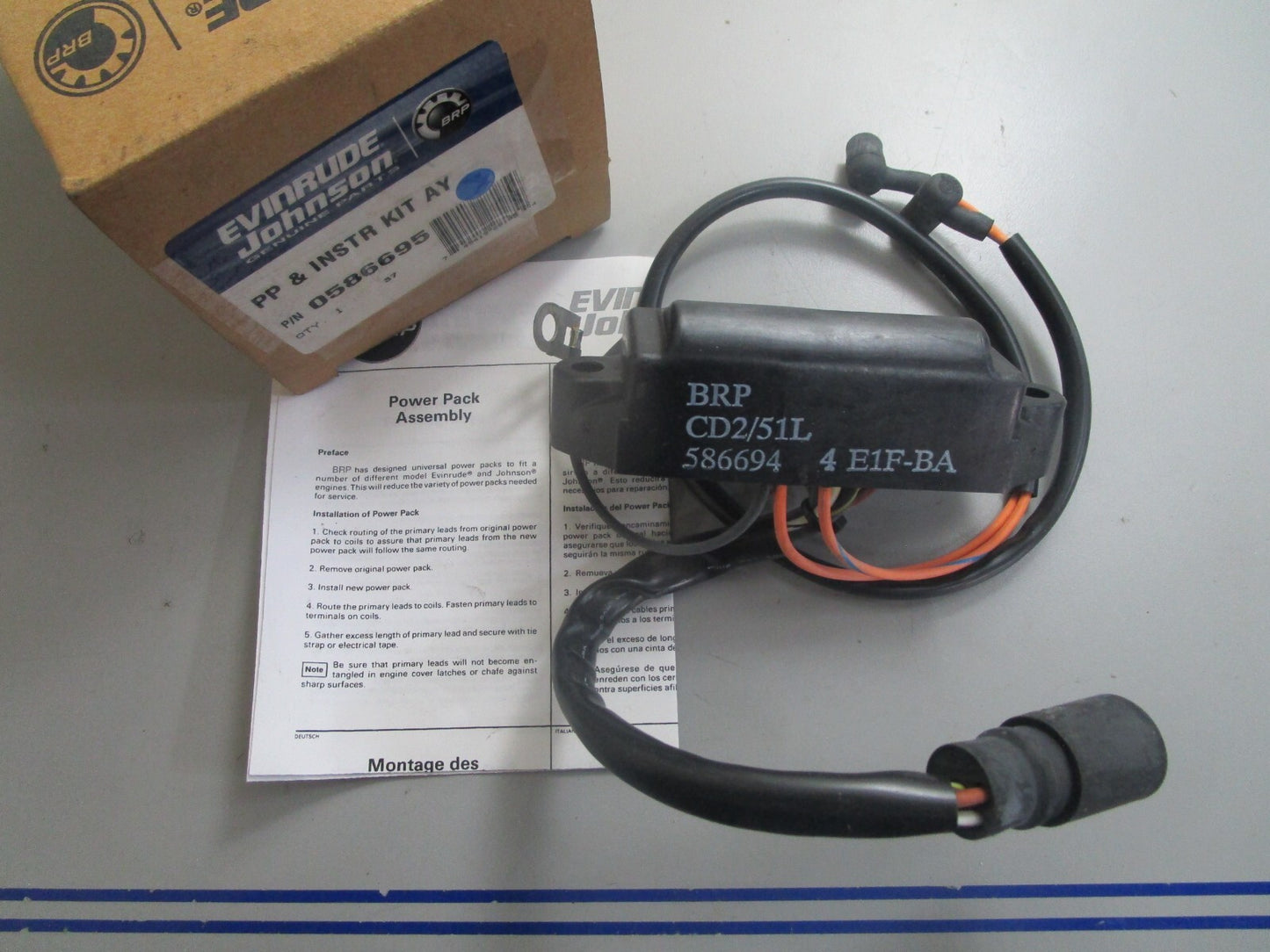 *NEW OEM* 0820 OMC Johnson Evinrude Power Pack & Instrument Kit Ay 586695