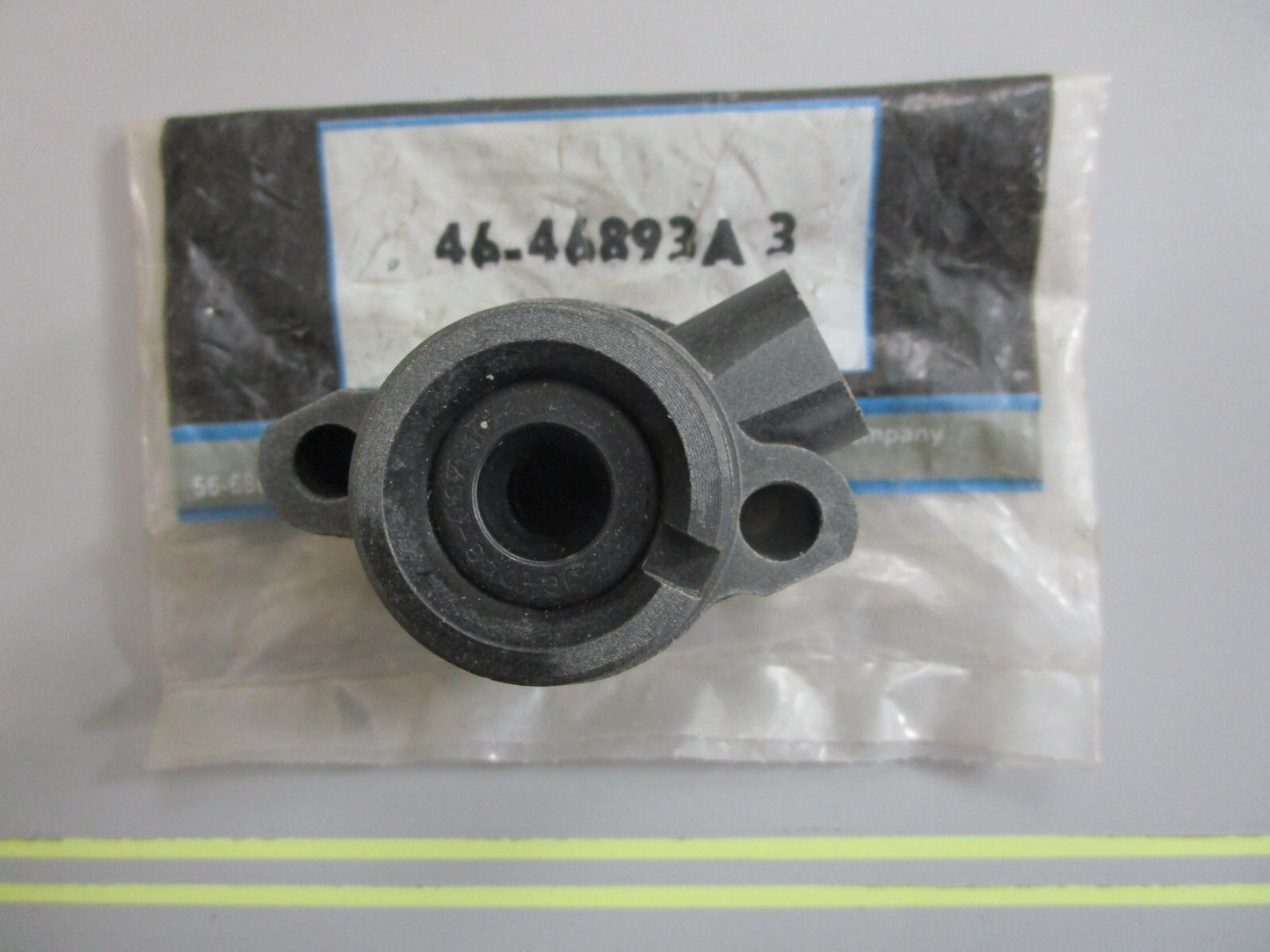 *NEW OEM* 0820 Mercury Quicksilver Housing Ay 46-46893A 3