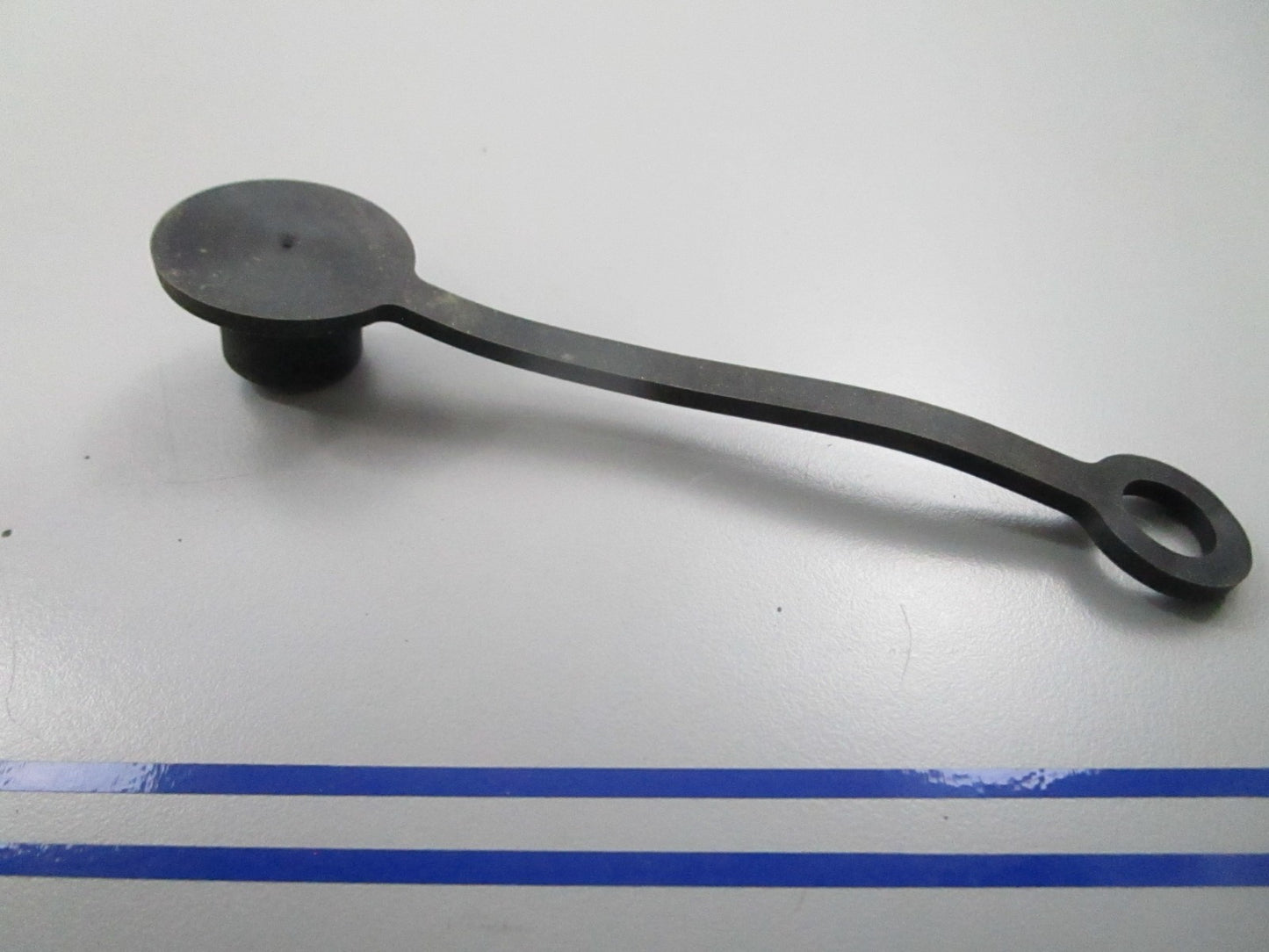 *NEW OEM* 0810 CAT Cap 6V-0852