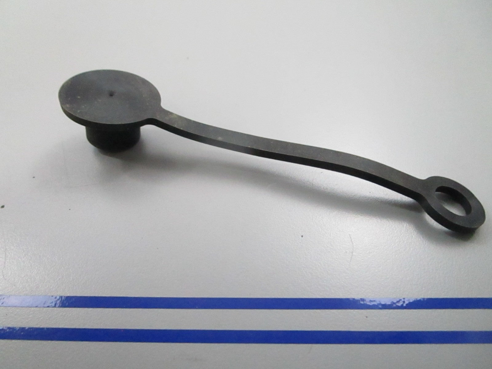 *NEW OEM* 0810 CAT Cap 6V-0852