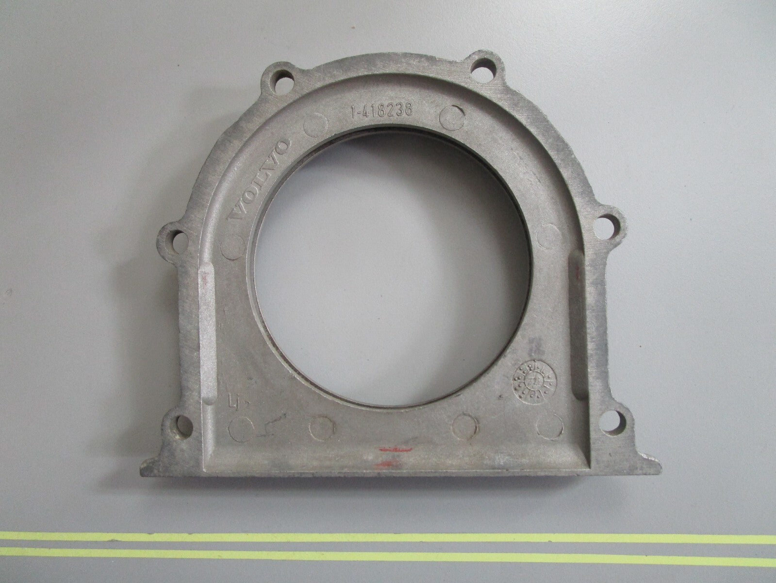 *NEW OEM* 0810 Volvo Penta Crankshaft Flange 418238