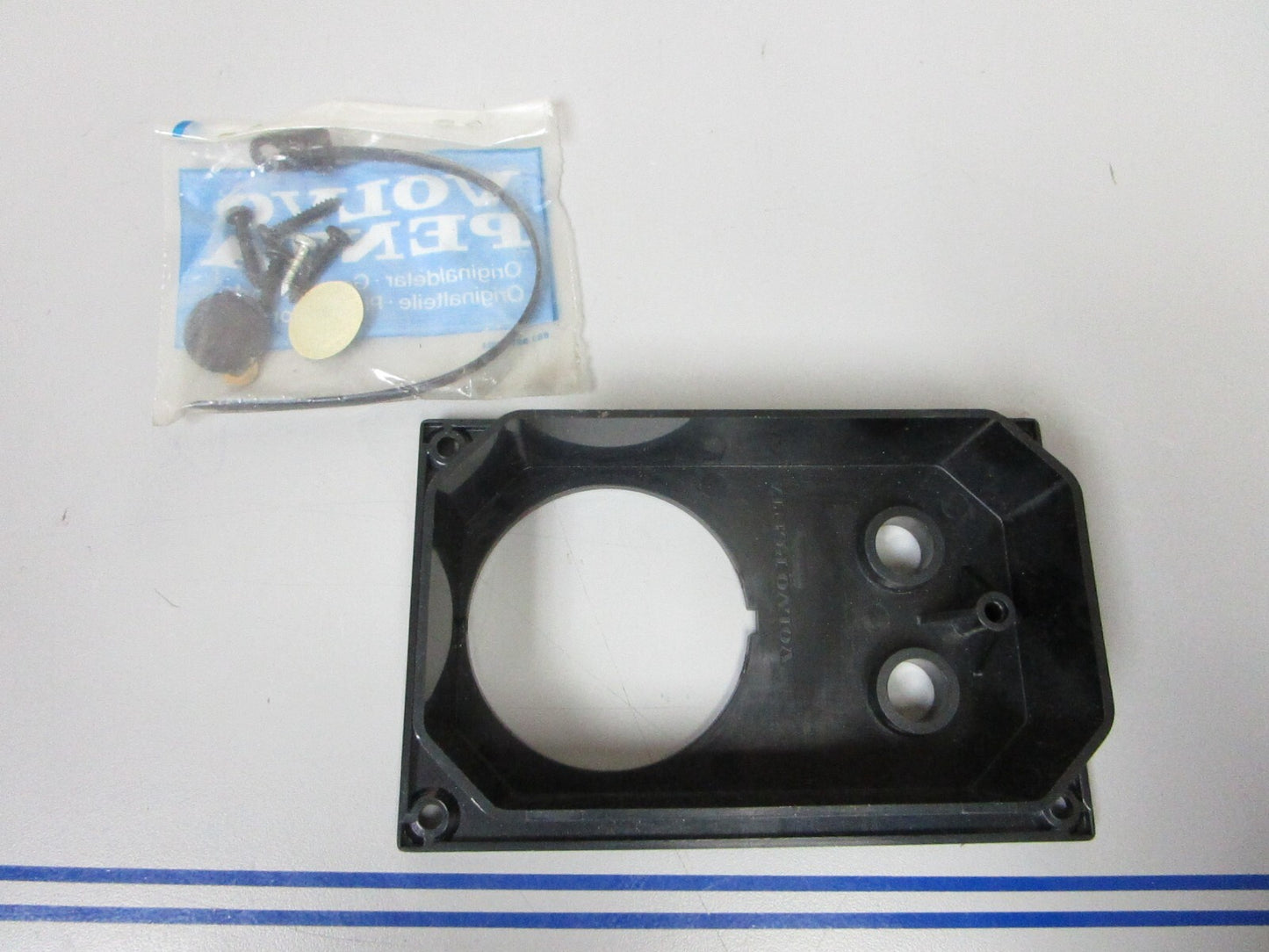 *NEW OEM* 0810 Volvo Penta Instrument Panel 858873