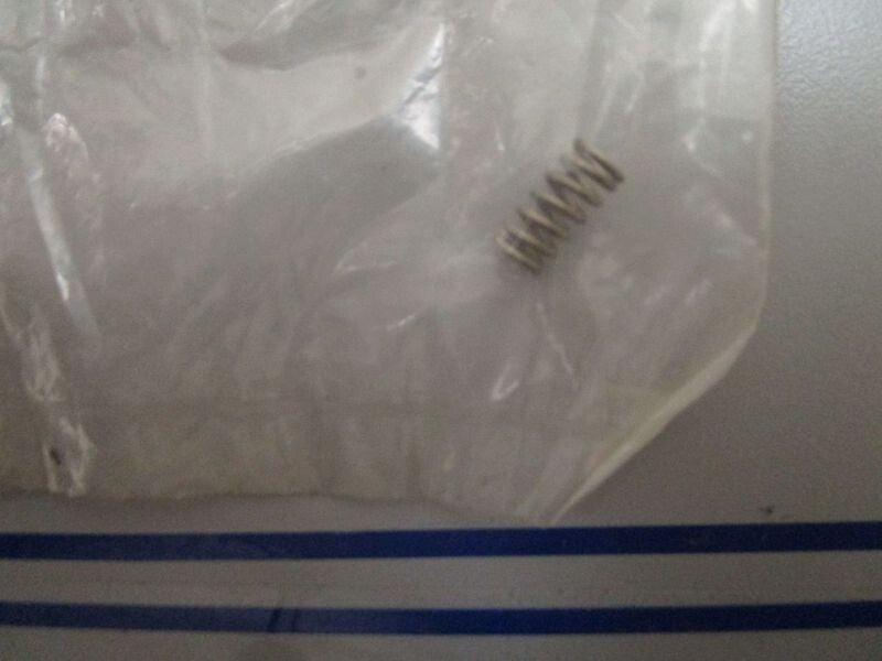 *NEW OEM* 0770 Suzuki Spring 13268-92910