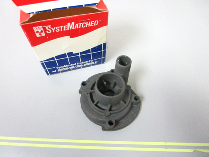 *NEW OEM* 0720 OMC Johnson Evinrude Impeller Housing 310000 0310000
