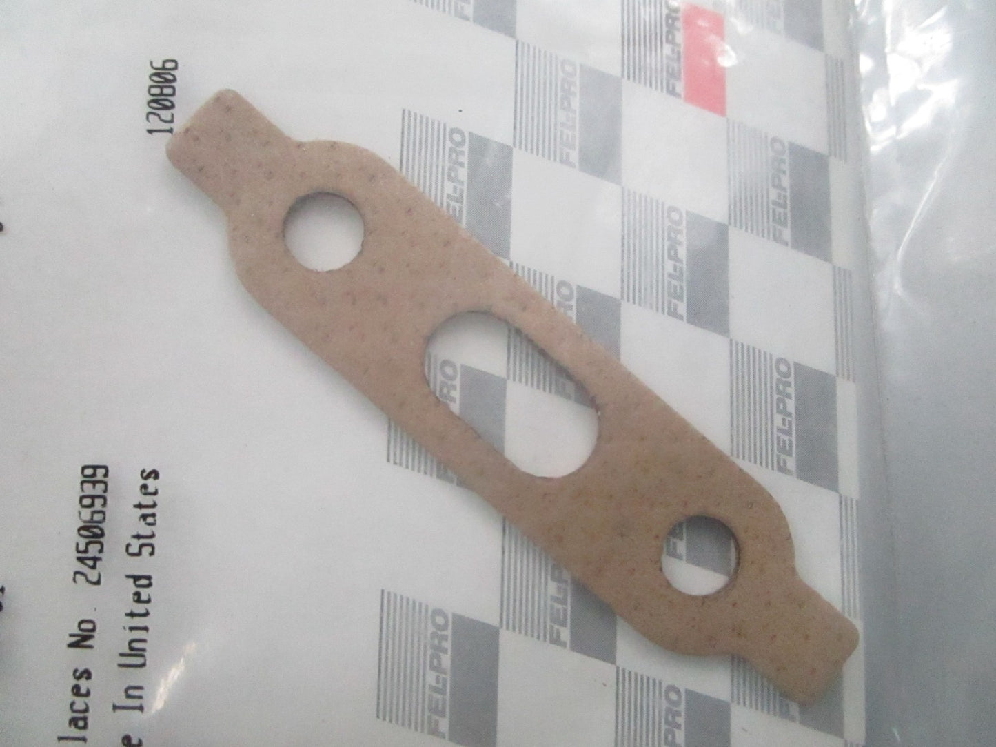*NEW* 0810 Fel-Pro EGR Gasket 70804