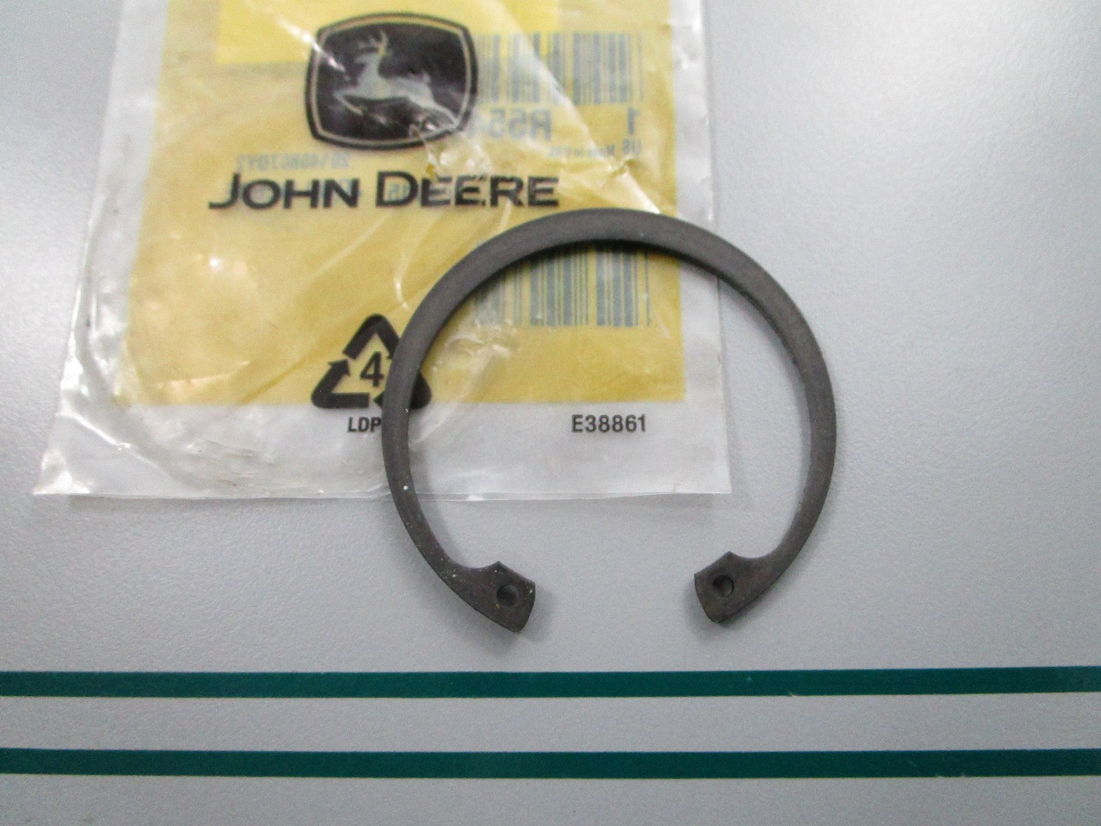 NEW OEM R55408 John Deere Axle Wear Ring 0810