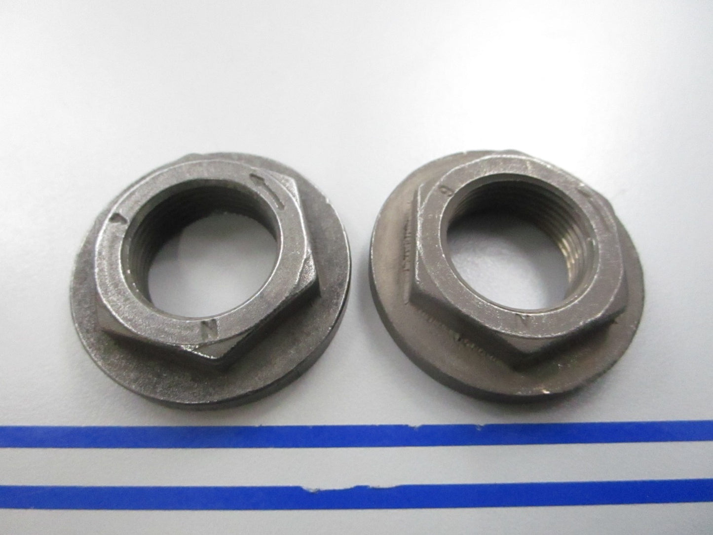 *NEW OEM* (LOT OF 2) 0810 Volvo Penta Nut 3852303