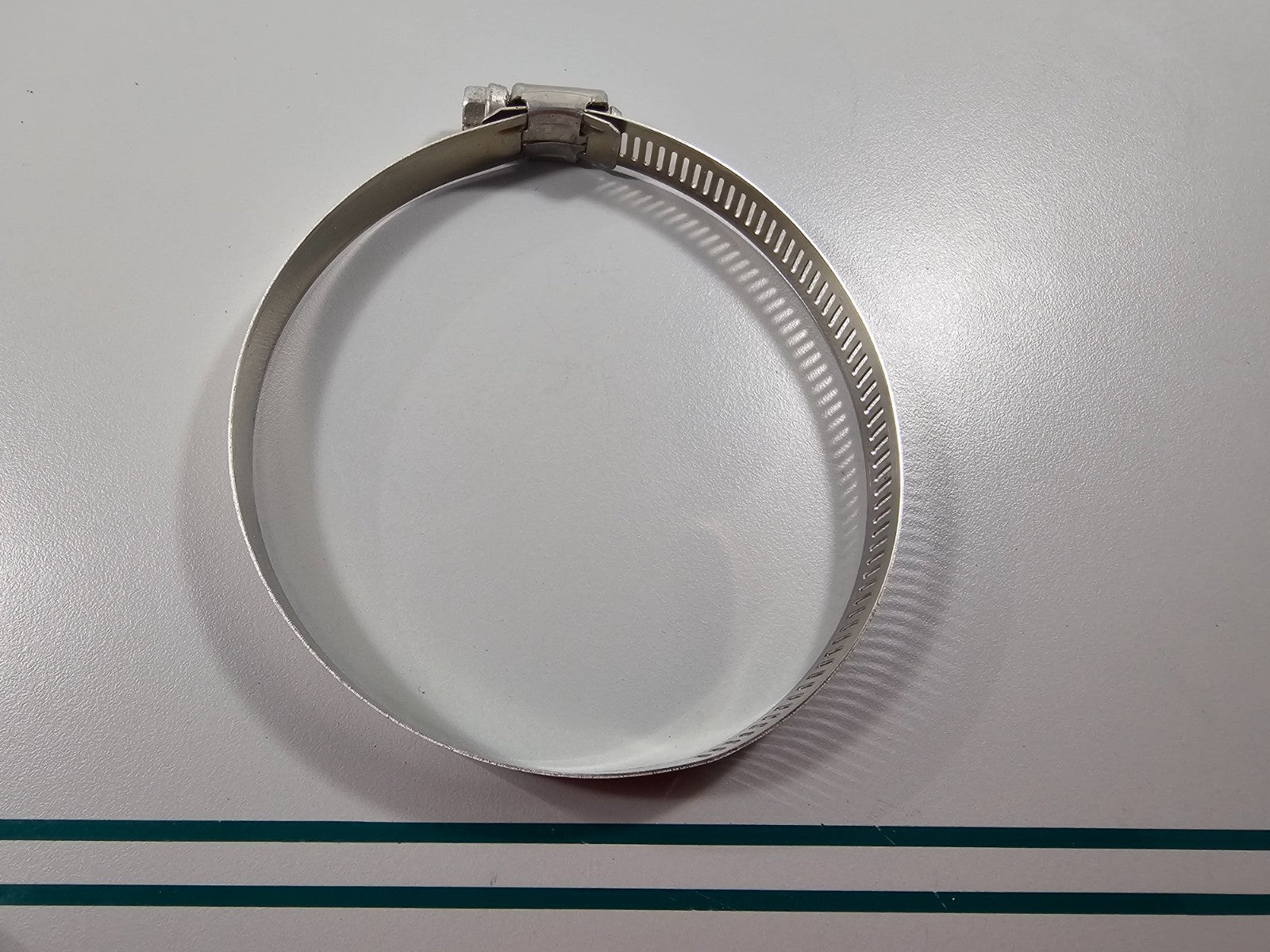 NEW OEM 3852604 OMC Johnson Evinrude Hose Clamp 0810