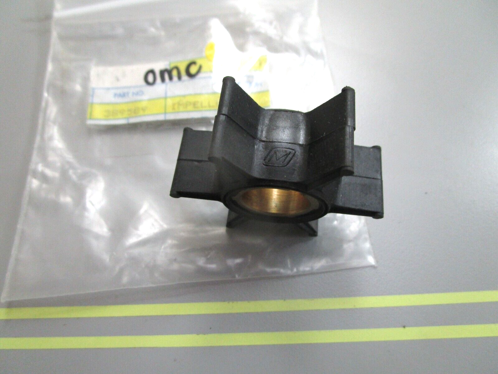 *NEW OEM* 0750 OMC Johnson Evinrude IMPELLER 389589 0389589