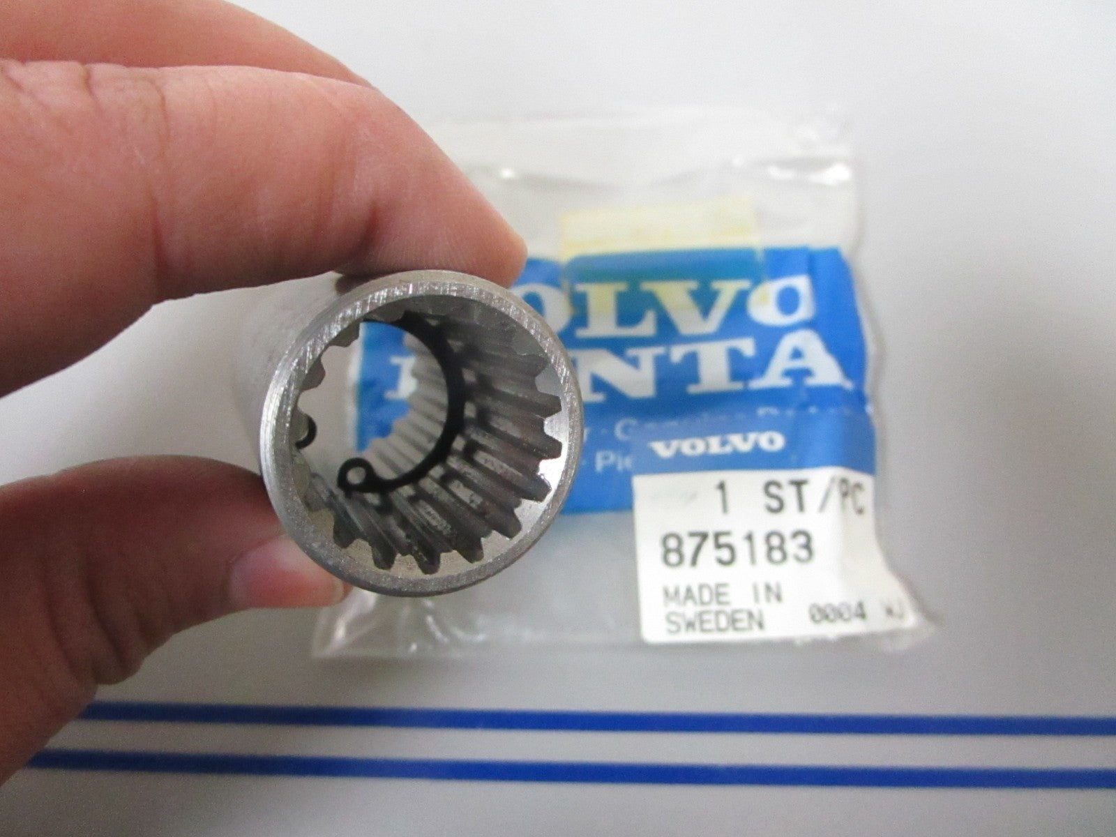 NEW OEM 875183 Volvo Penta Splined Sleeve 0720