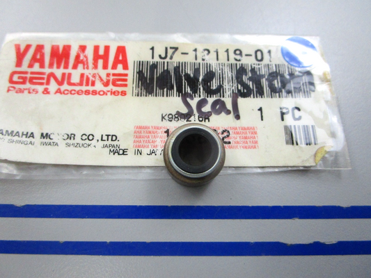 NEW OEM 1J7-12119-01 Yamaha Valve Stem Seal 0810
