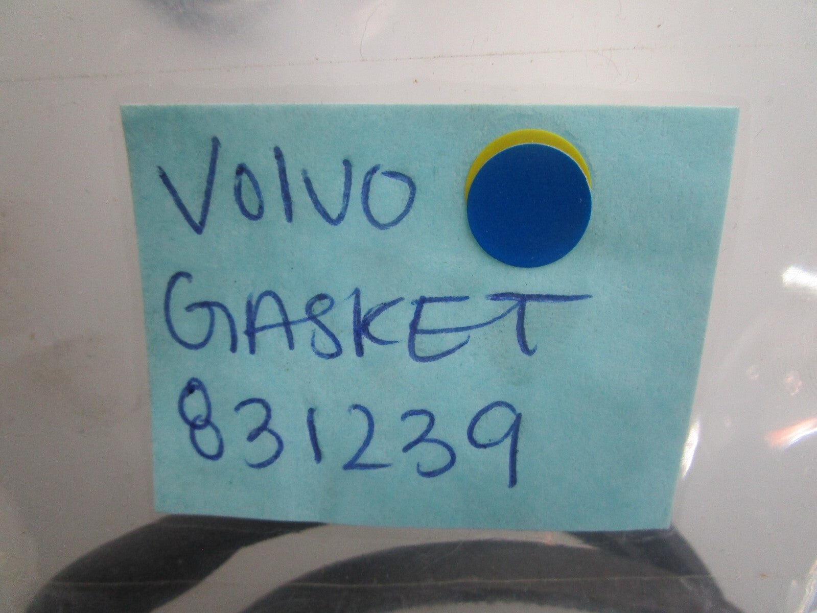 *NEW OEM* 0810 Volvo Penta Gasket 831239