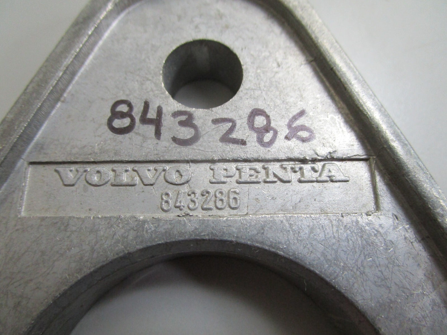 *NEW OEM* 0820 Volvo Penta Pad 843286