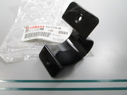 NEW OEM B42-F172K-00-00 Yamaha Bracket 0810