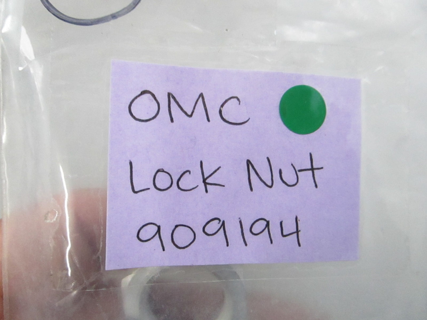 NEW OEM 909194 0909194 OMC Johnson Evinrude Lock Nut 0810