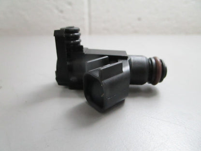 *NEW OEM* 0820 Mercury Quicksilver Fuel Injector 8M0142264