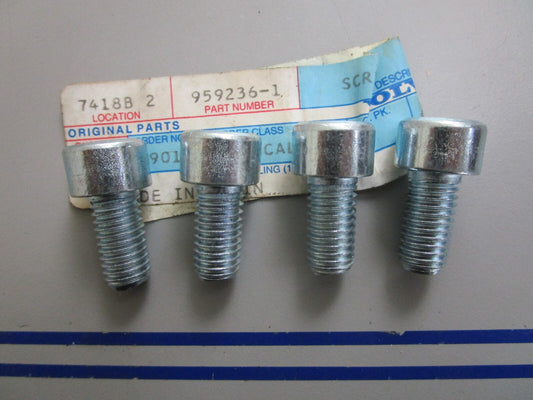 *NEW OEM* (LOT OF 4) 0820 Volvo Penta Hexagon Socket Screw 959236