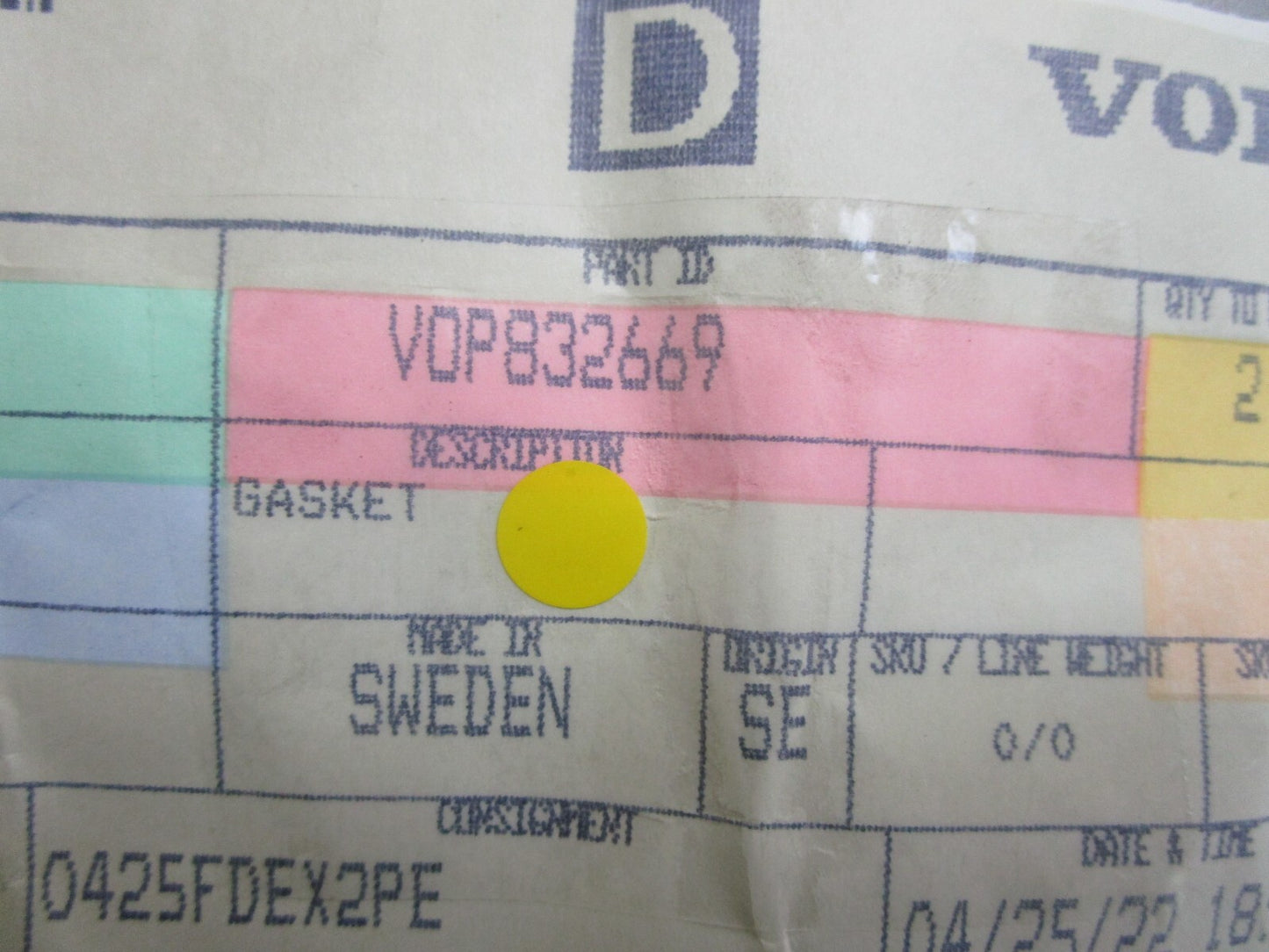 *NEW OEM* 0810 Volvo Penta Gasket 832669