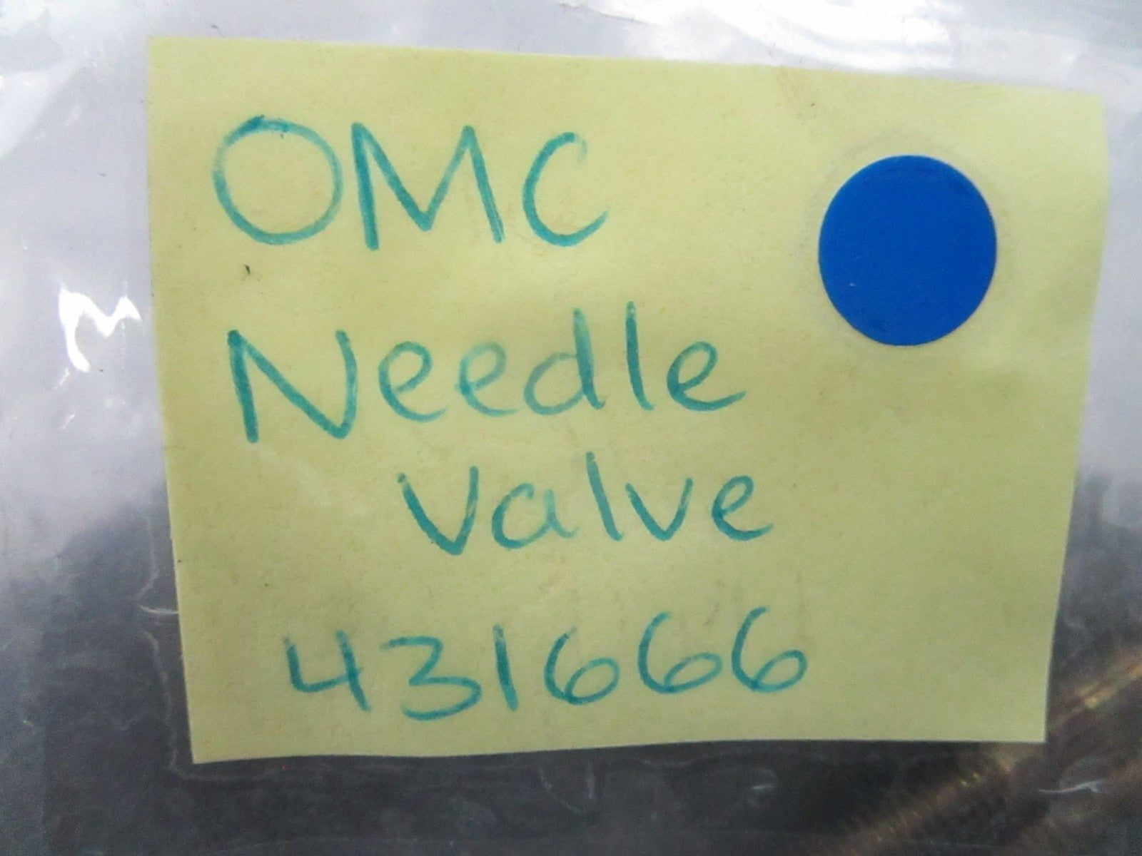 *NEW OEM* 0810 OMC Johnson Evinrude Needle Valve 431666 0431666