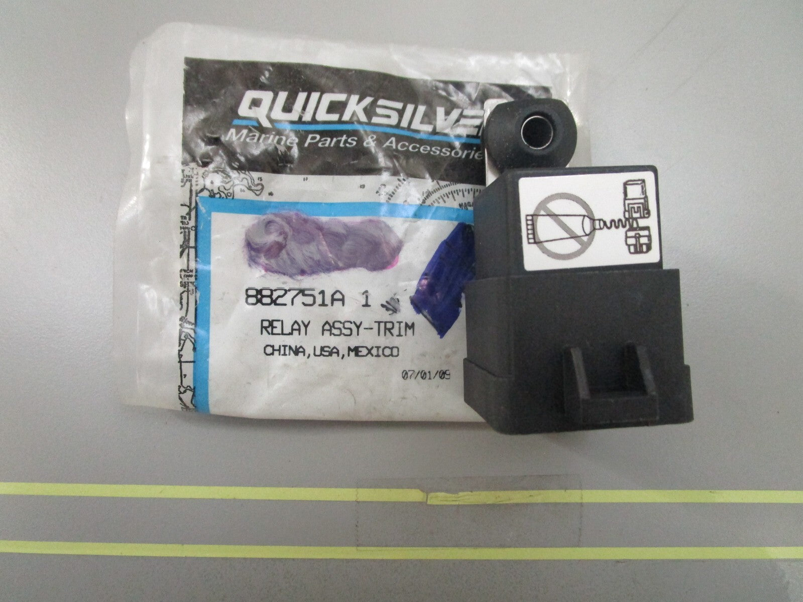 *NEW OEM* 0810 Mercury Quicksilver Trim Relay 883751A1