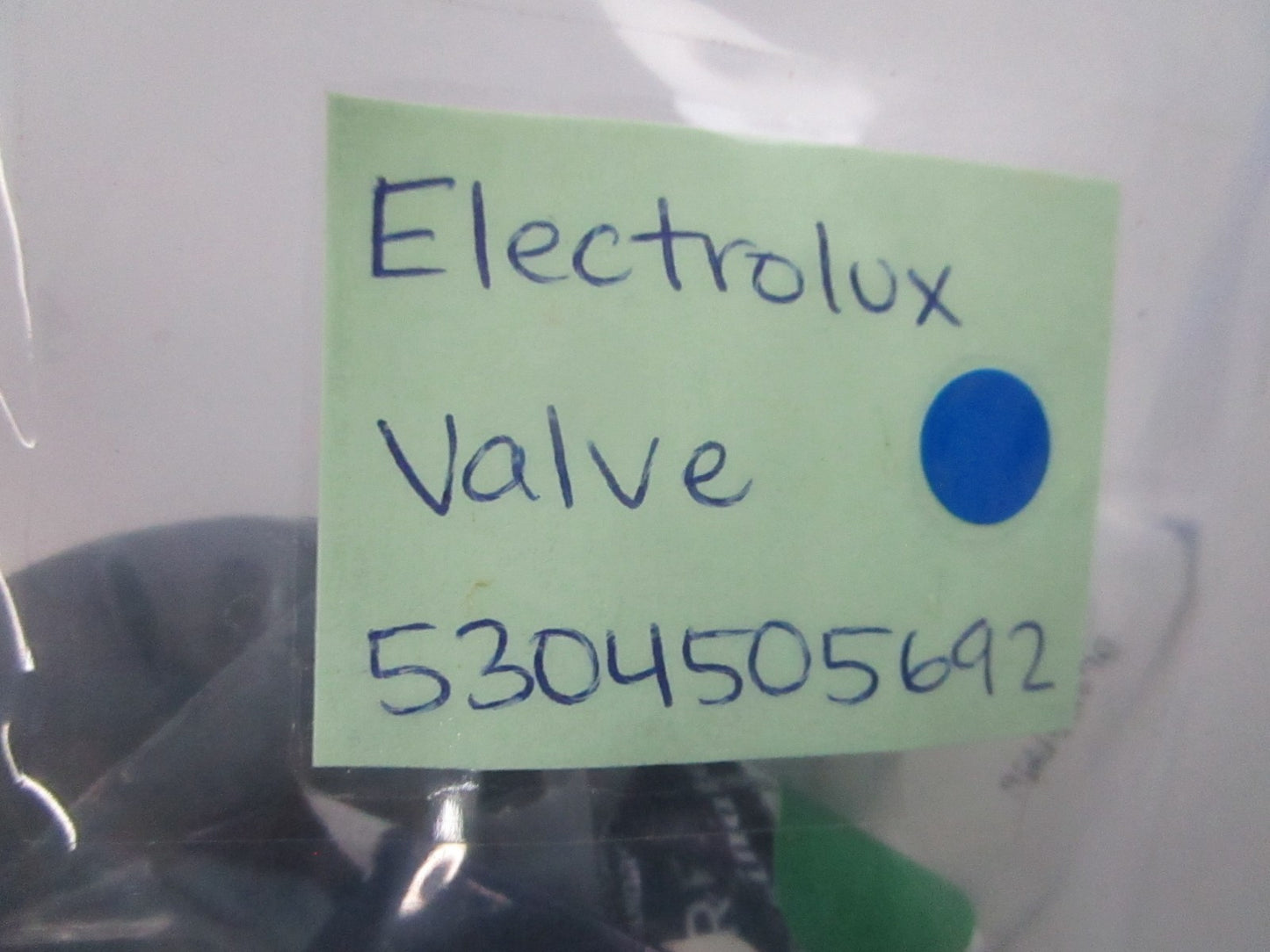 NEW 5304505692 Electrolux Valve 0810