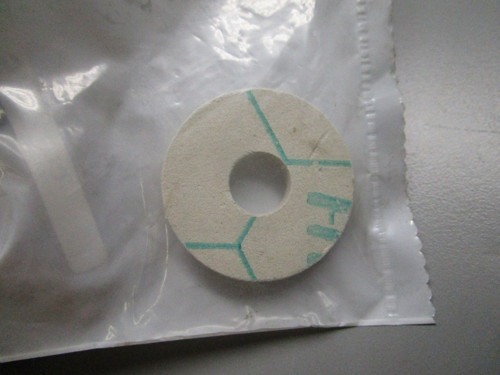 *NEW OEM* 0810 Cummins Thermal Isolator 5292265