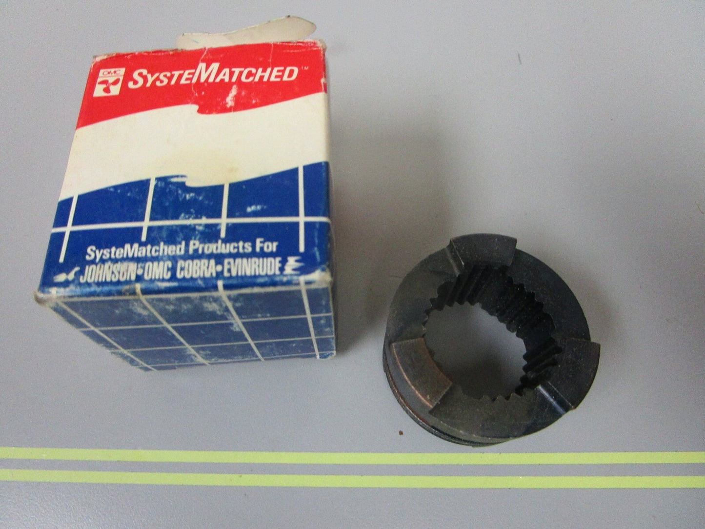 *NEW OEM* 0720 OMC Johnson Evinrude Clutch Dog 914714 0914714