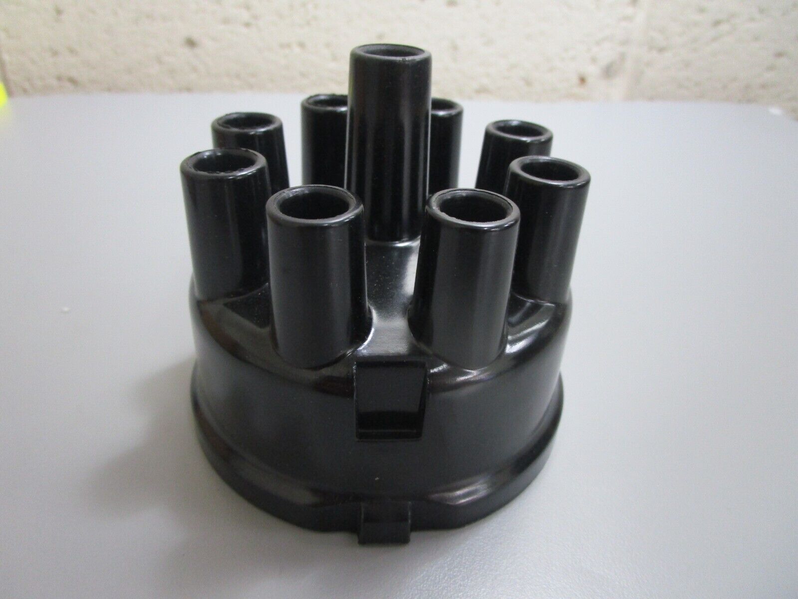 *NEW* 0820 Sierra Distributor Cap 18-5376 Replaces: 391-507Q1, 982209